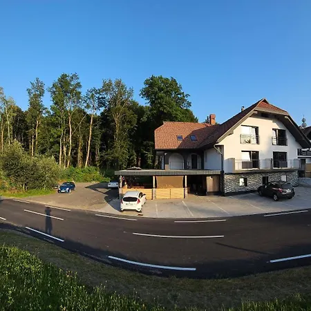 Grmac Apartments Naklo Buitenkant foto