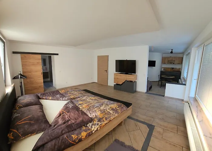 Grmac Apartments